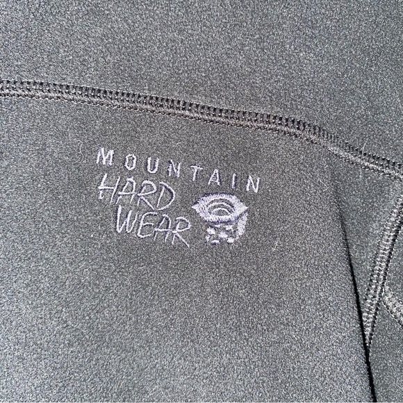 Mountain hardware fleece black quarter zip sweatshirt - Picture 2 of 8